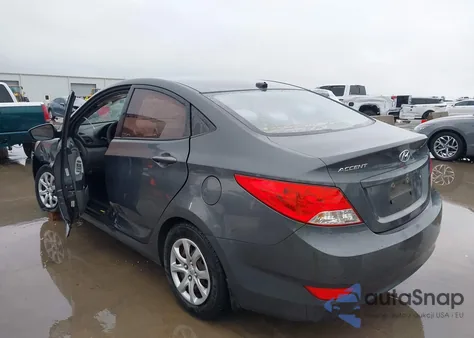 2013 Hyundai Accent Gls z USA, uszkodzony, nr VIN KMHCT4AE1DU307144